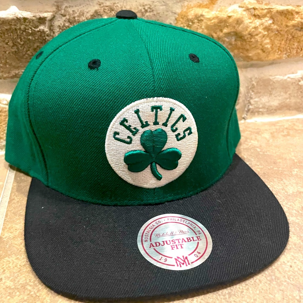 Boston Celtics MITCHELL & NESS SNAPBACK HAT